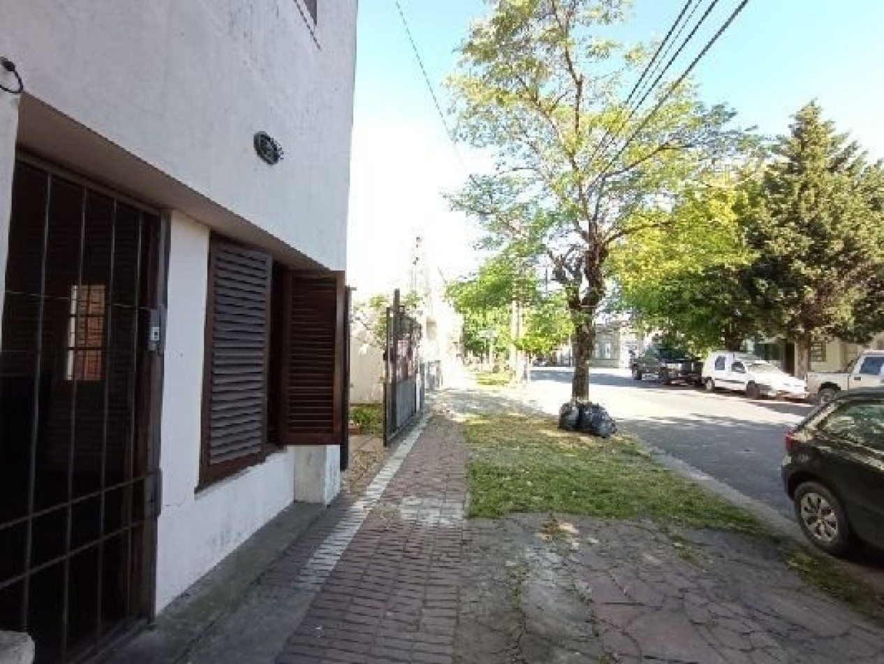 Venta de Casa 3 ambientes mas departamento en Mar del Plata