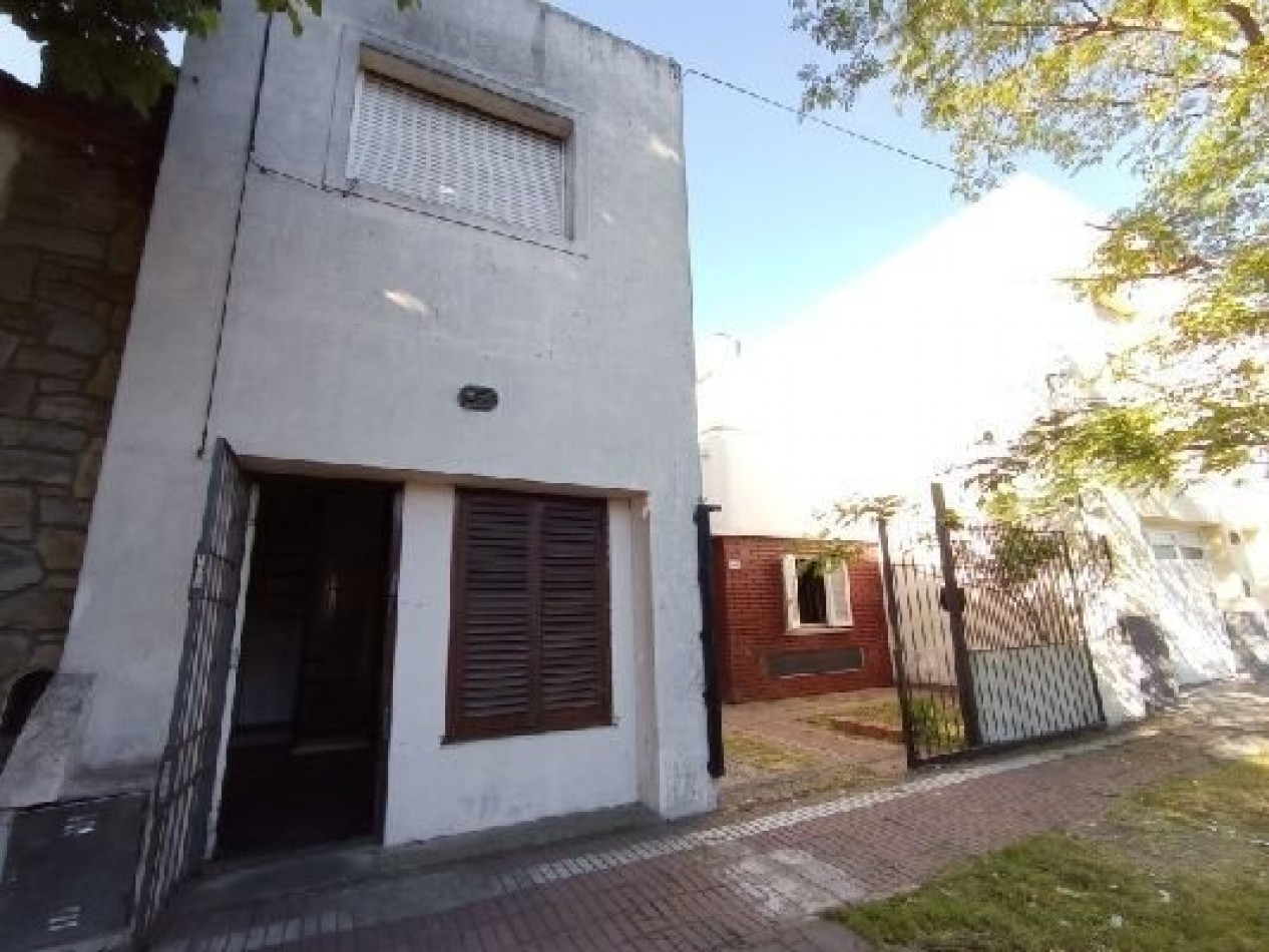 Venta de Casa 3 ambientes mas departamento en Mar del Plata