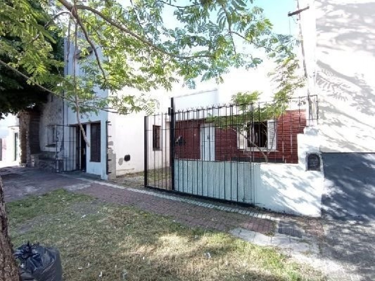 Venta de Casa 3 ambientes mas departamento en Mar del Plata