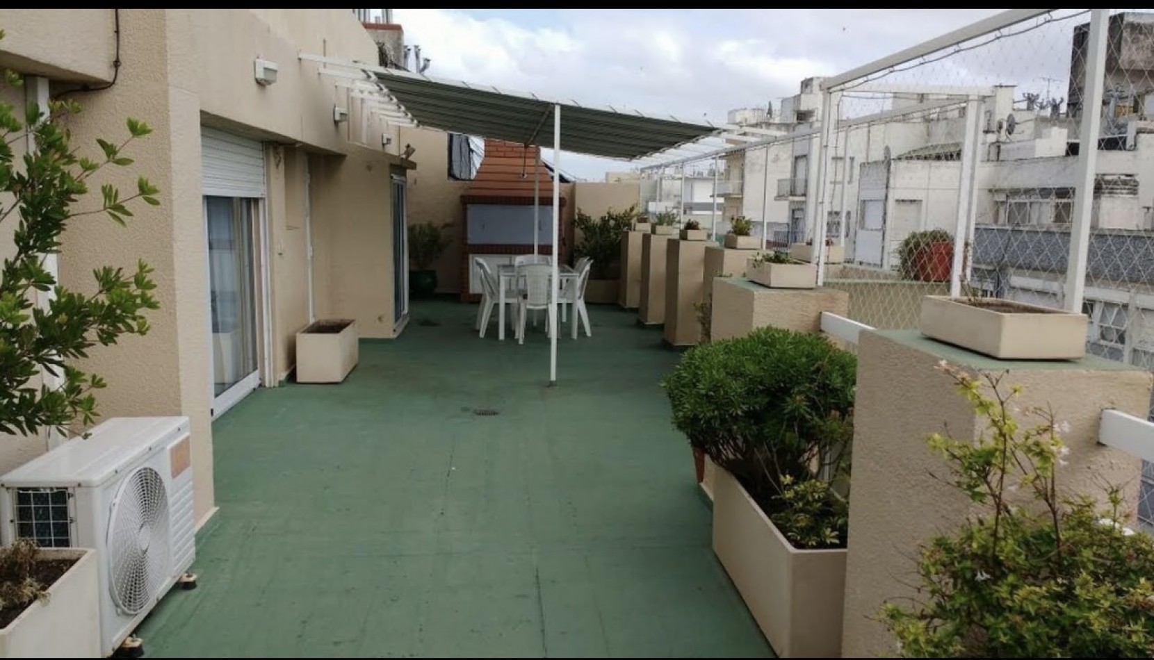 Venta Departamento Tipo Penthouse 4 ambientes con terraza y parrilla Zona Aldrey