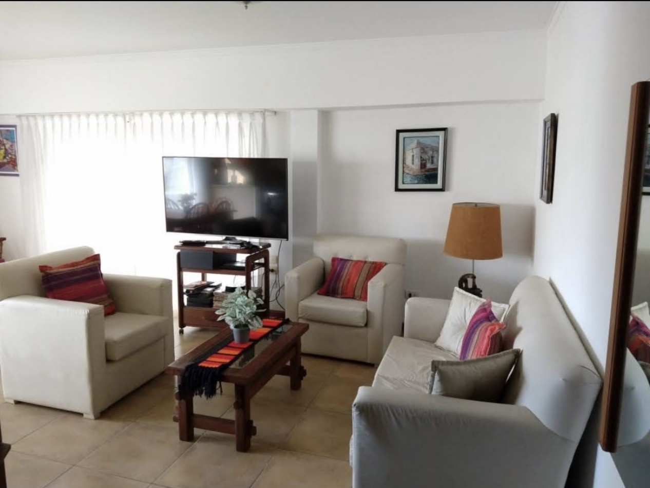 Venta Departamento Tipo Penthouse 4 ambientes con terraza y parrilla Zona Aldrey