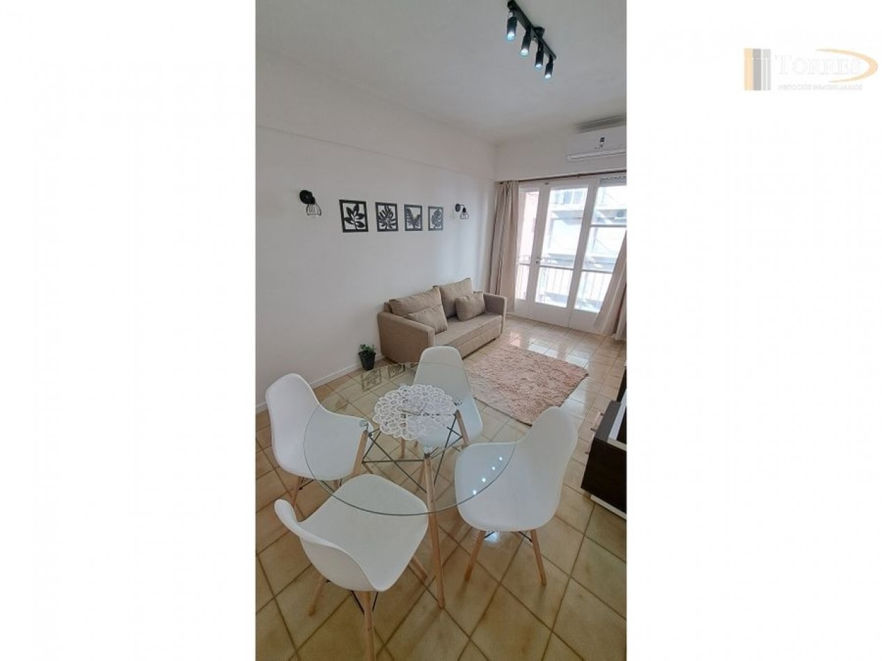 Venta departamento 2 ambientes con balcon en zona Aldrey