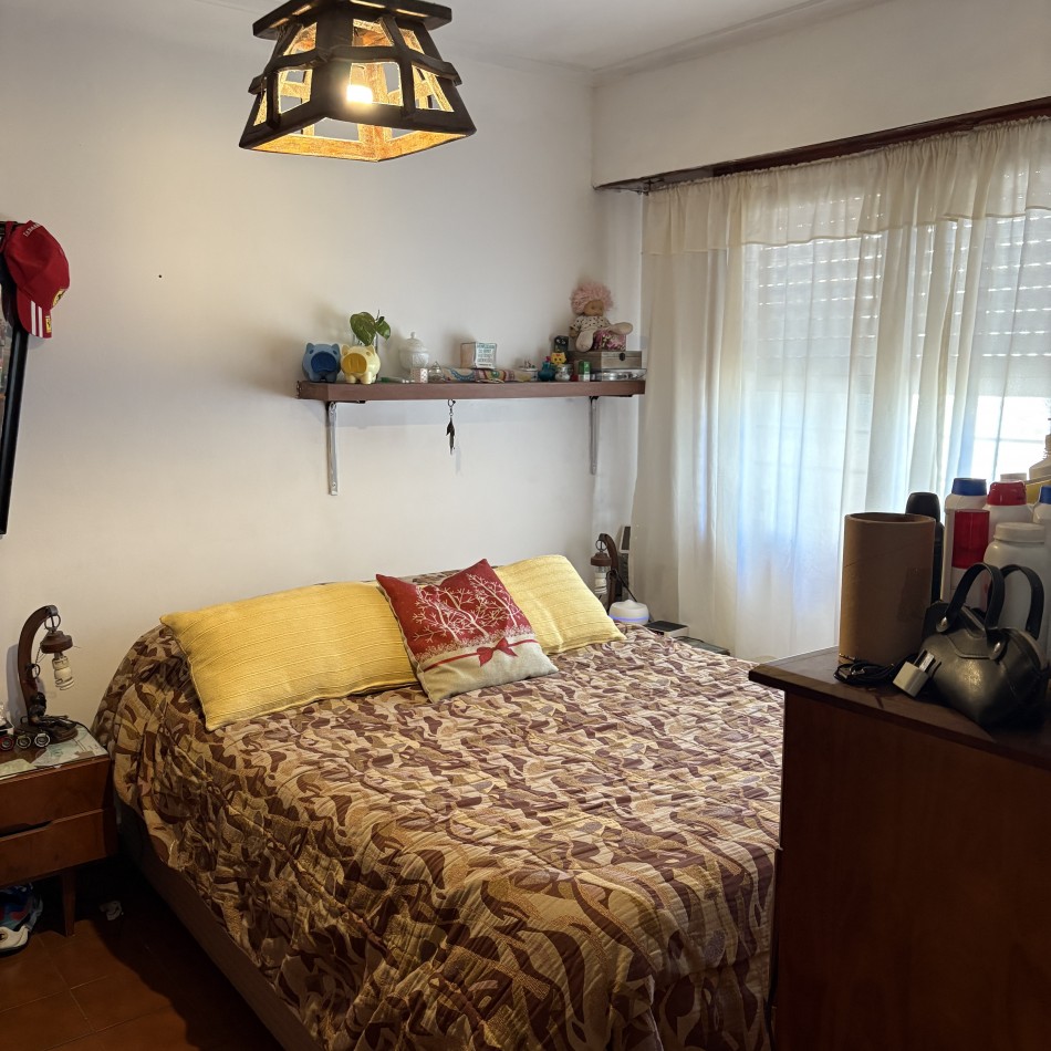 Venta de casa 3 ambientes mas departamento en los Pinares