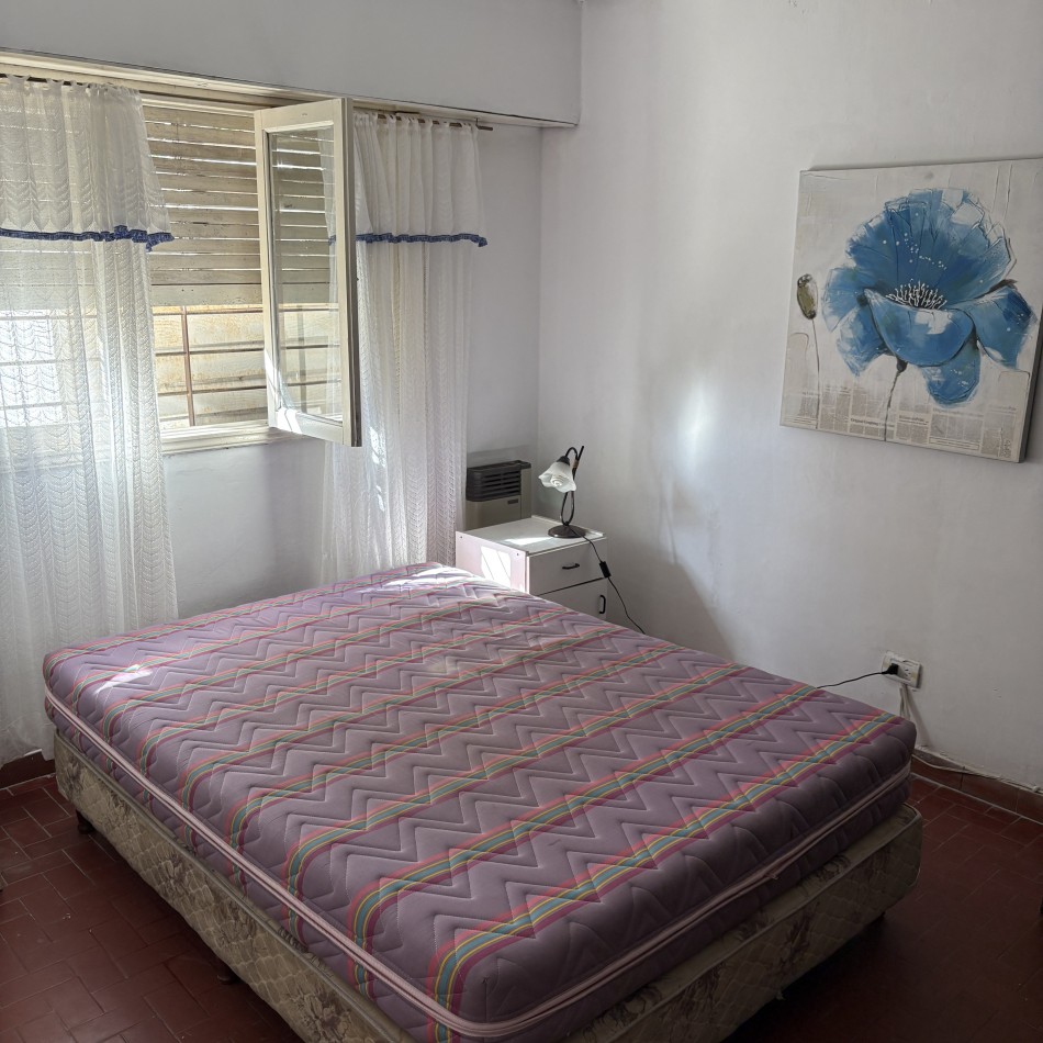 Venta de casa 3 ambientes mas departamento en los Pinares