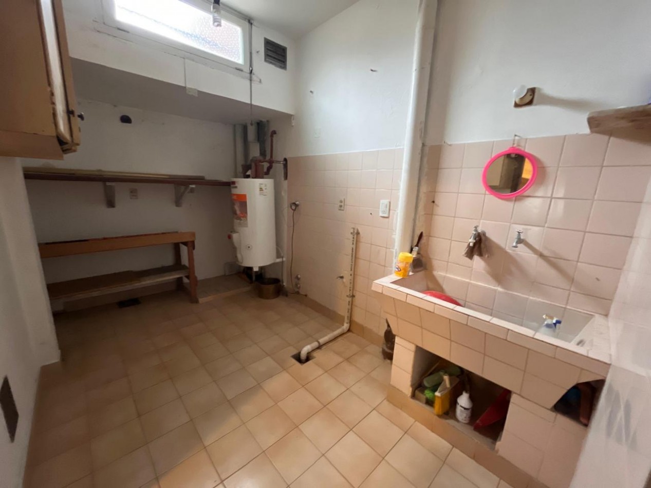 Venta chalet 4 ambientes con garage en barrio Sarmiento