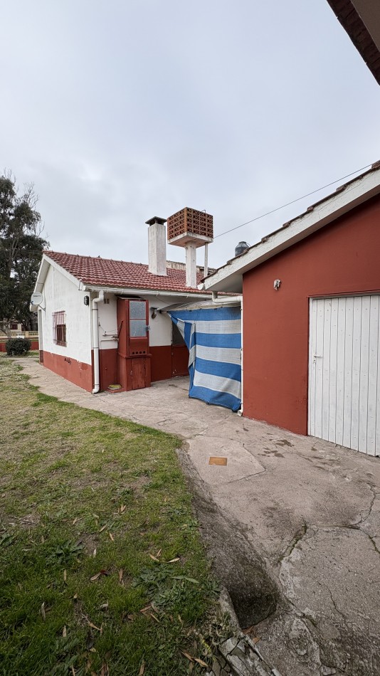 Venta de casa mas departamento en block en Nueva Atlatis