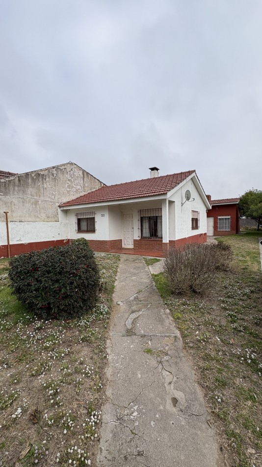 Venta de casa mas departamento en block en Nueva Atlatis