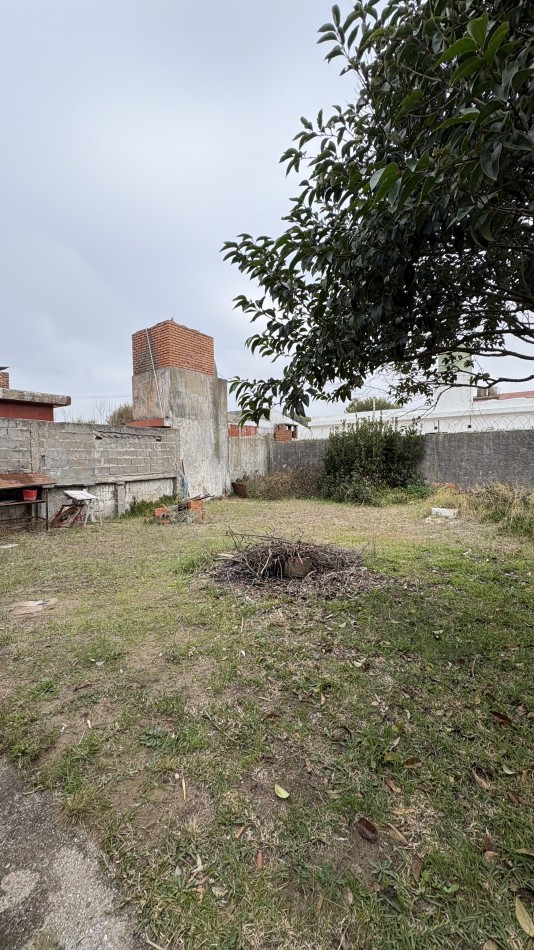 Venta de casa mas departamento en block en Nueva Atlatis