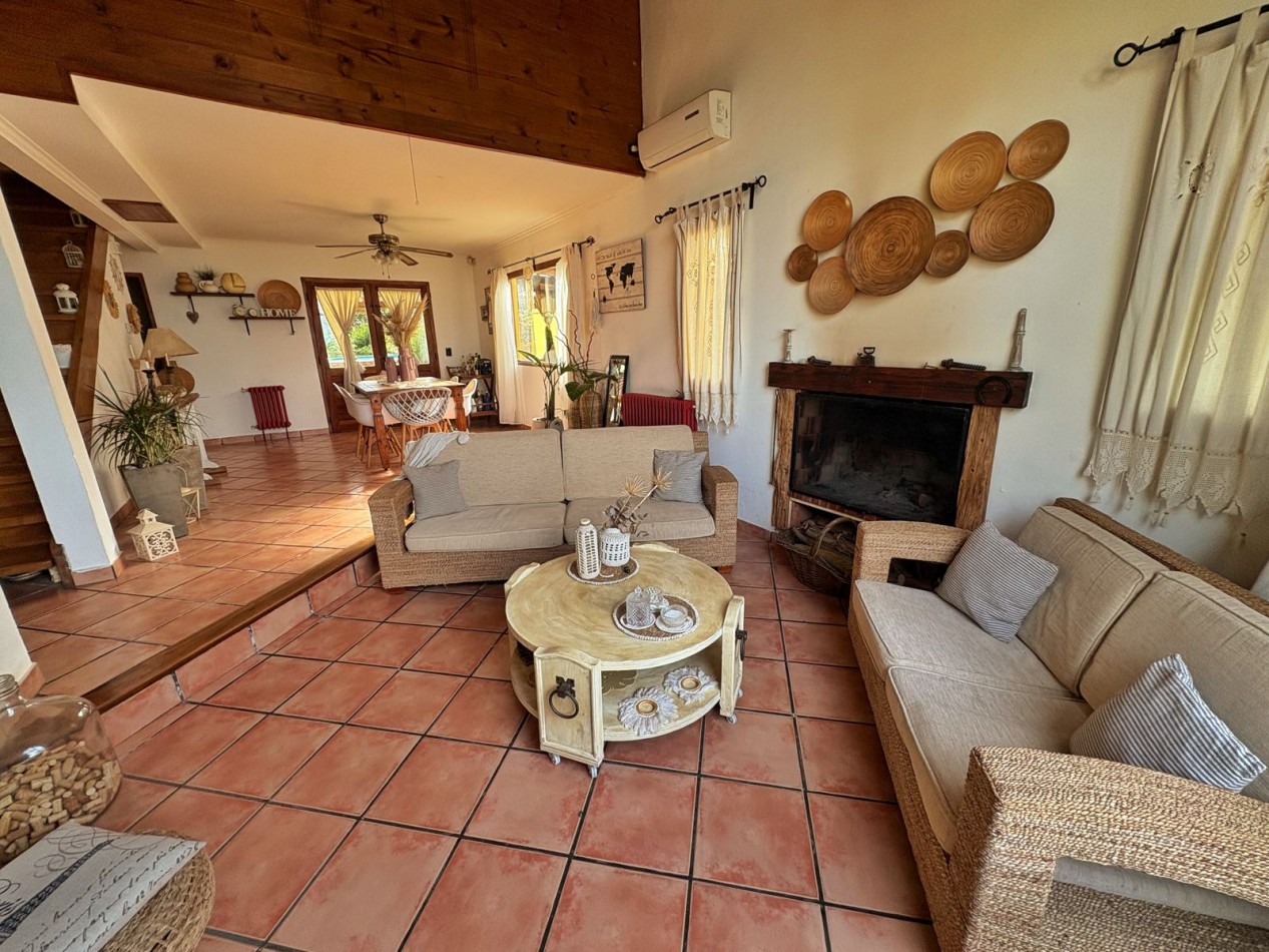 Venta de casa 5 ambientes en Sierra de los Padres 