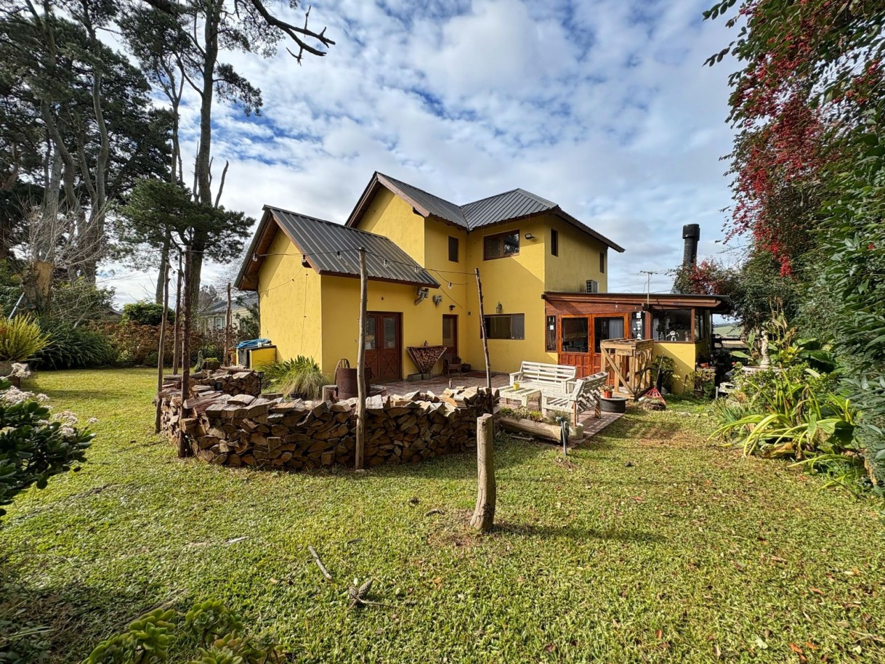 Venta de casa 5 ambientes en Sierra de los Padres 