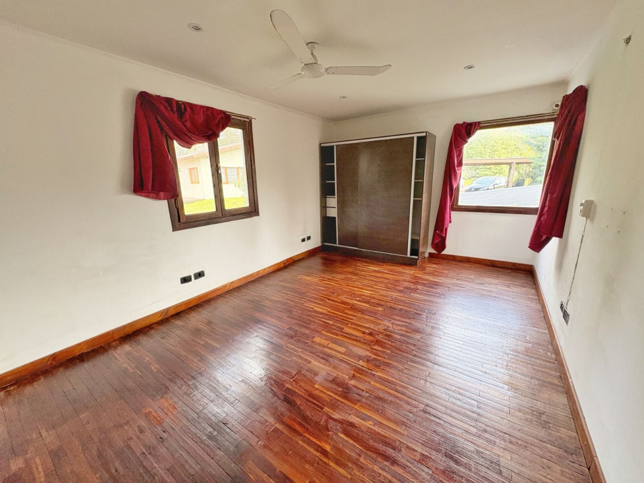 Venta de casa 4 ambientes mas cabaña en Sierra de los Padres