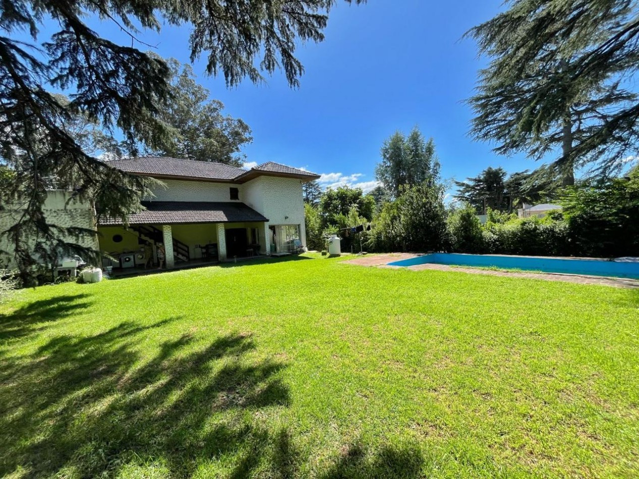 Venta de chalet 5 ambientes en Sierra de Los Padres