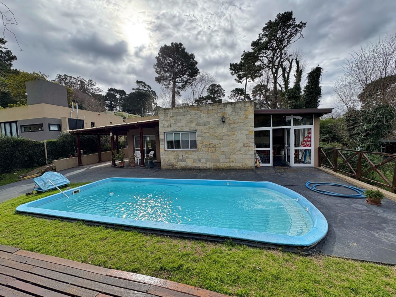 Venta de casa 3 ambientes en Sierra de los Padres 