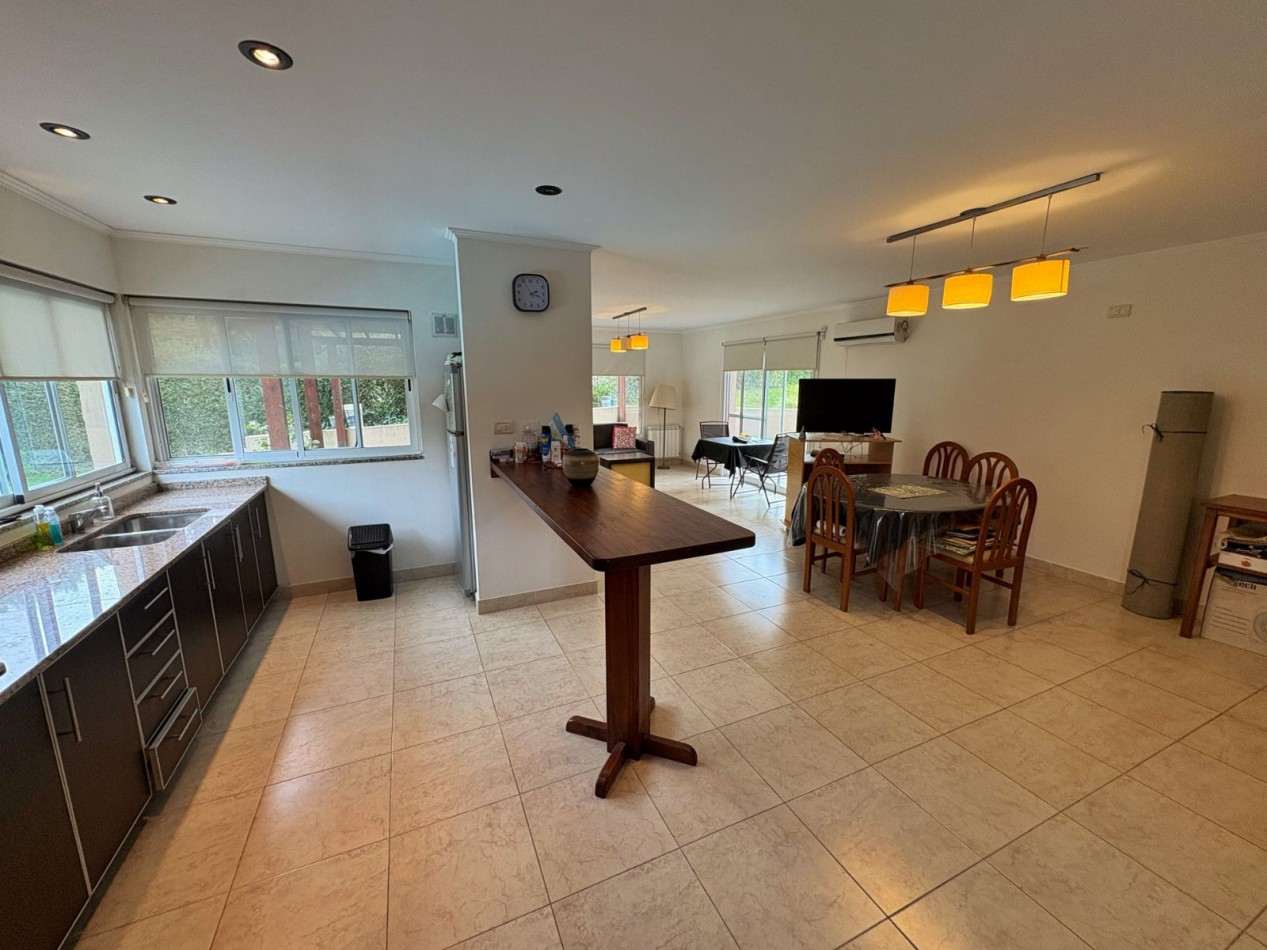 Venta de casa 3 ambientes en Sierra de los Padres 