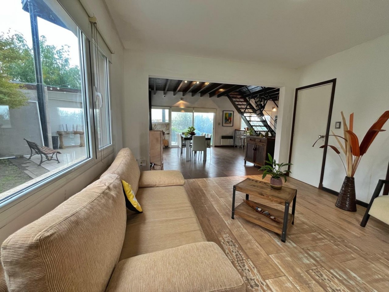 Venta de Casa sobre de Lotes en Sierras de Los Padres 