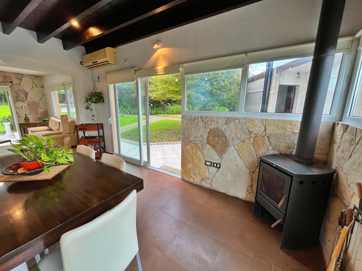 Venta de Casa sobre de Lotes en Sierras de Los Padres 