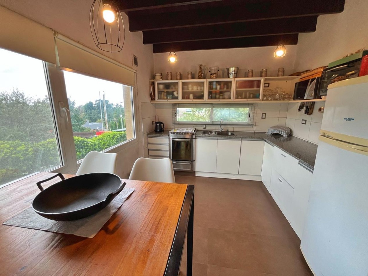 Venta de Casa sobre de Lotes en Sierras de Los Padres 