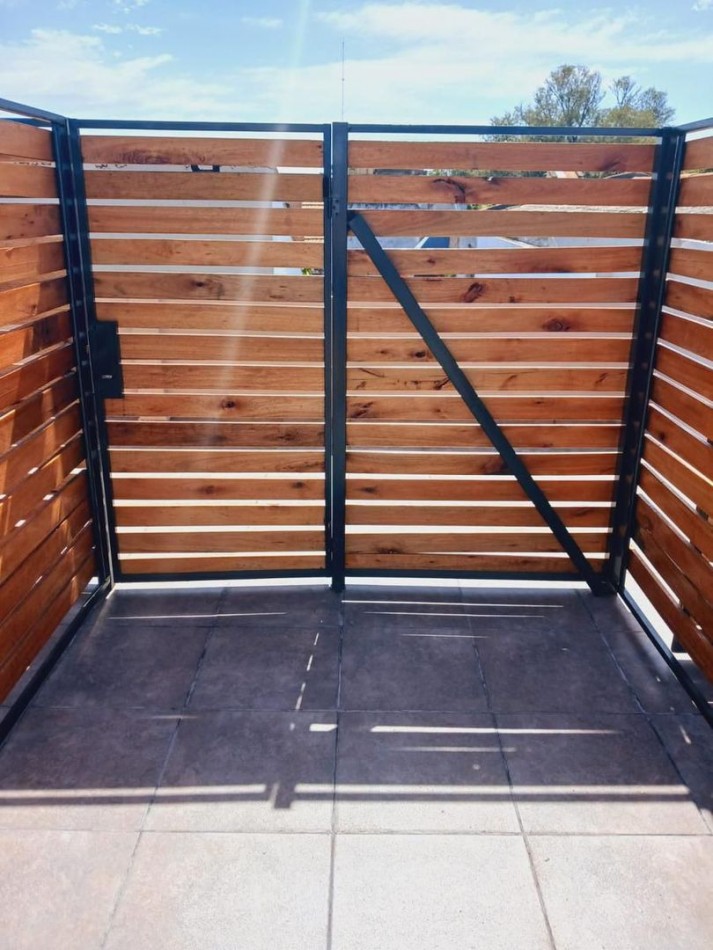 Venta Ph a la calle en Planta Alta en barrio Don Bosco