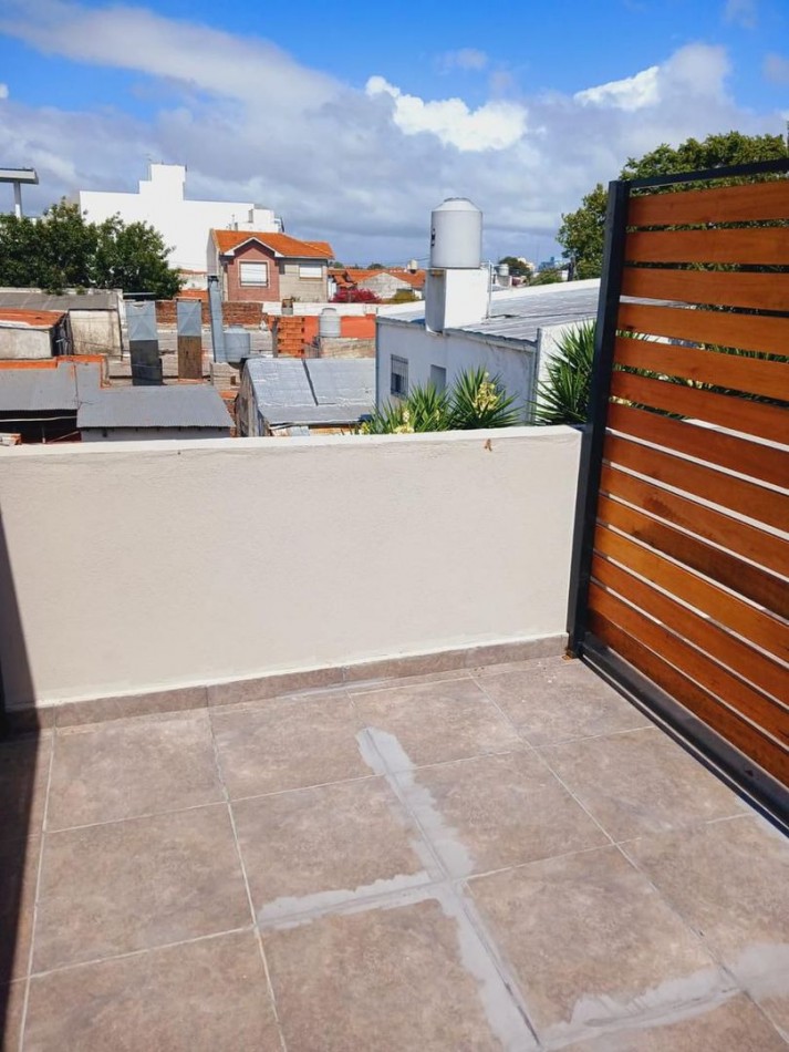 Venta Ph a la calle en Planta Alta en barrio Don Bosco