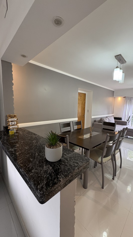 Venta departamento 3 ambientes en Ameghino Florentino 
