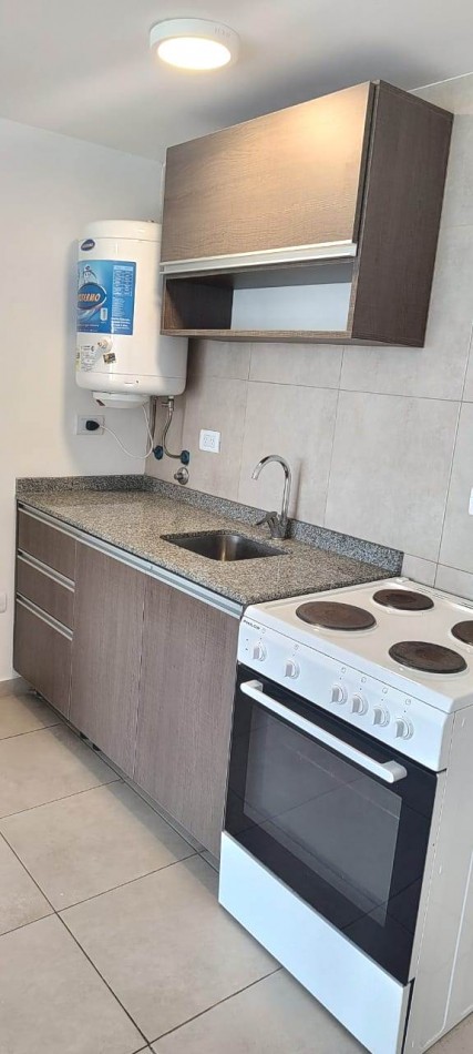 Venta departamento 1 ambiente en zona San Juan 