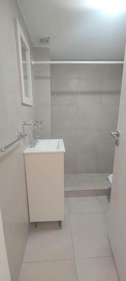 Venta departamento 1 ambiente en zona San Juan 