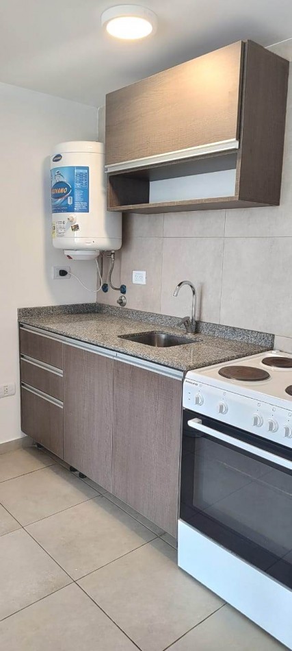 Venta departamento 1 ambiente en zona San Juan 