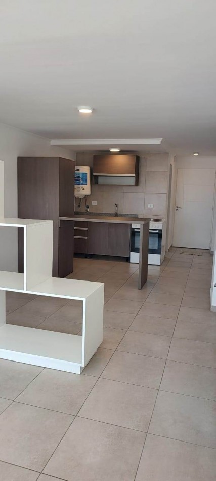 Venta departamento 1 ambiente en zona San Juan 