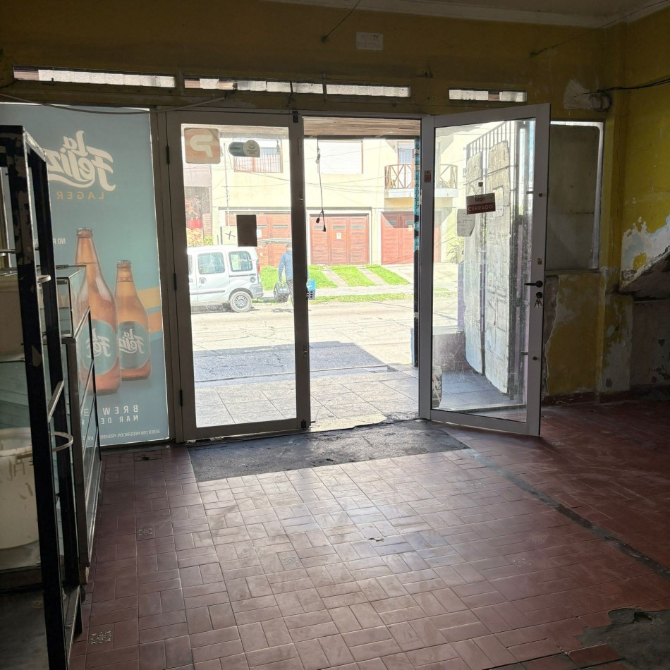 Local Comercial en Alquiler - Zona Estrada, a metros de la Costa