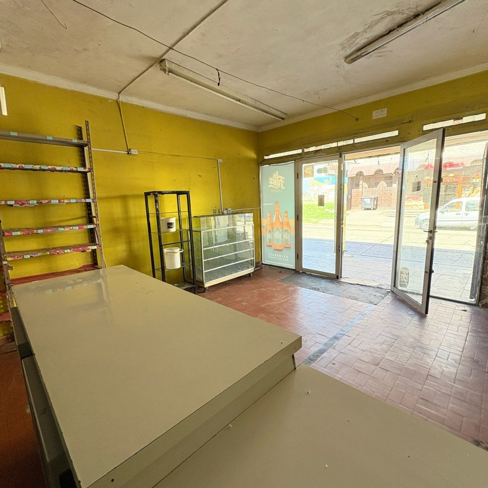 Local Comercial en Alquiler - Zona Estrada, a metros de la Costa