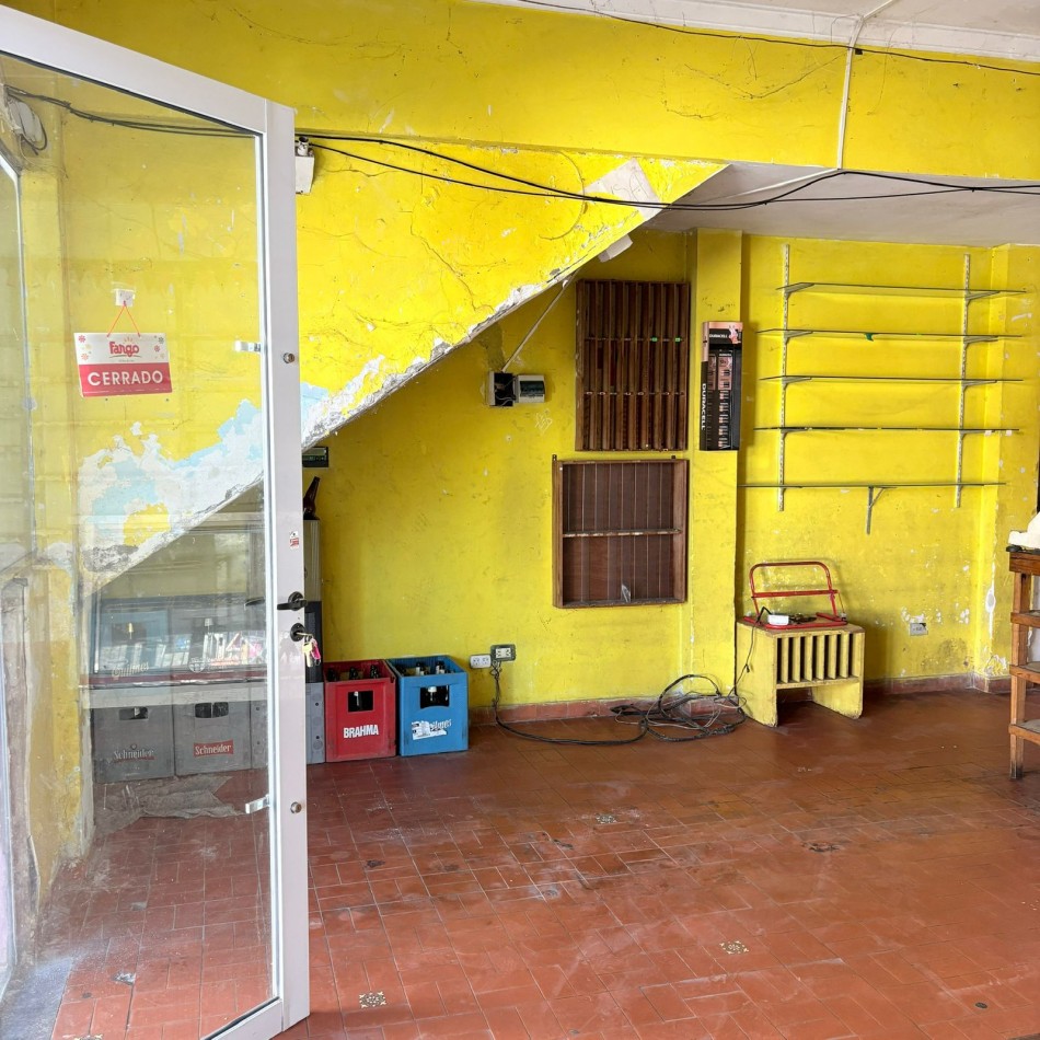 Local Comercial en Alquiler - Zona Estrada, a metros de la Costa