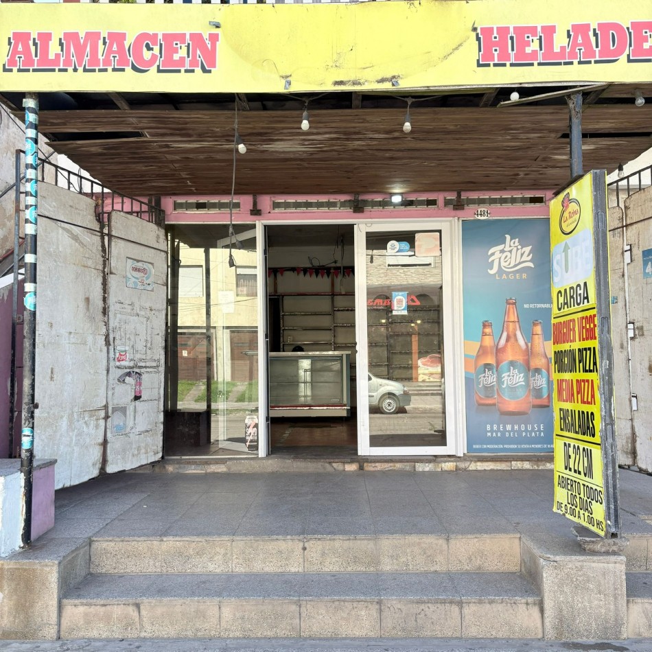 Local Comercial en Alquiler - Zona Estrada, a metros de la Costa