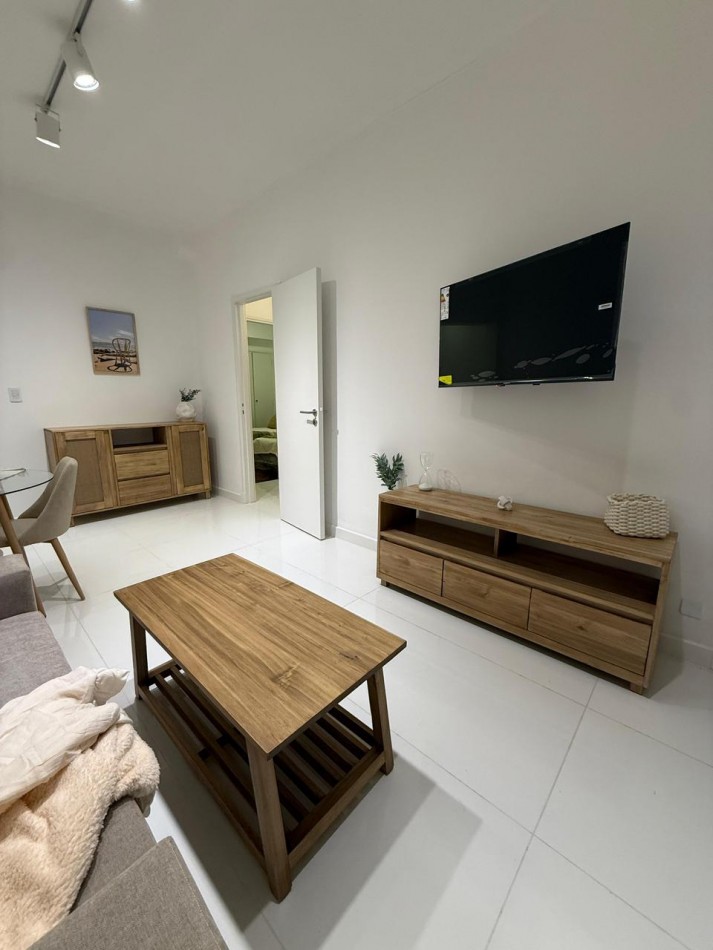 Venta departamento 3 ambientes con patio en zona terminal vieja