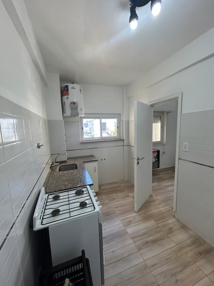 Venta departamento 3 ambientes en Chauvin 