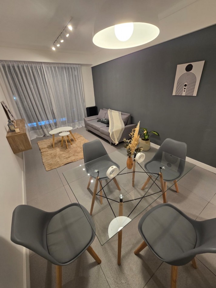 Venta departamento 2 ambientes con dependencia en el centro
