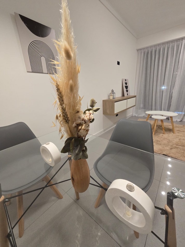Venta departamento 2 ambientes con dependencia en el centro