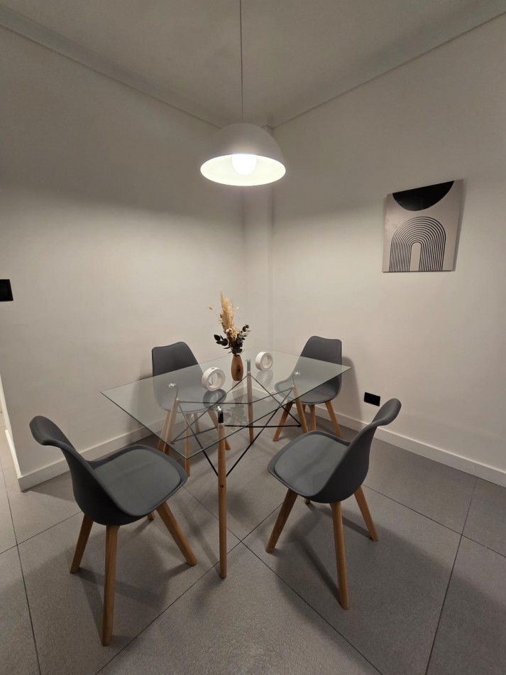 Venta departamento 2 ambientes con dependencia en el centro
