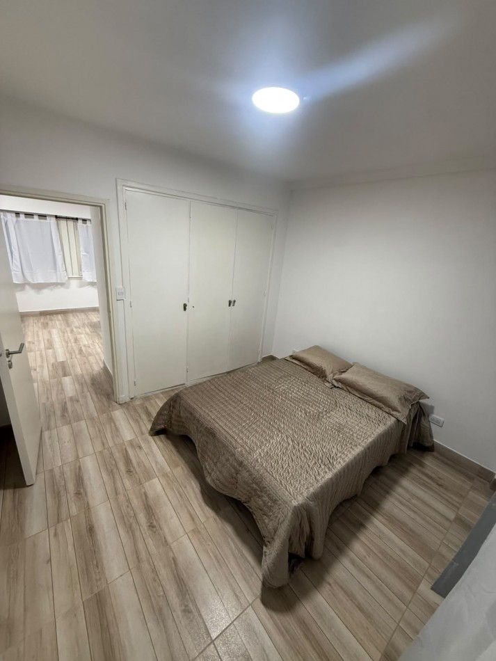 Venta departamento 2 ambientes con balcon a la calle