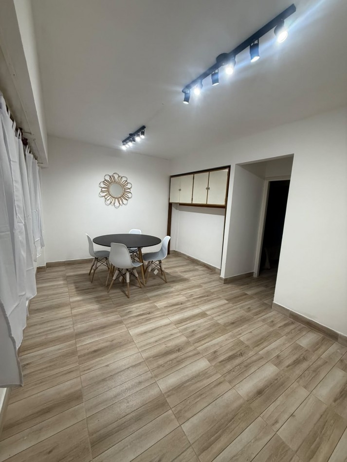 Venta departamento 2 ambientes con balcon a la calle