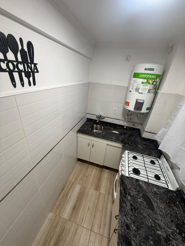 Venta departamento 2 ambientes con balcon a la calle