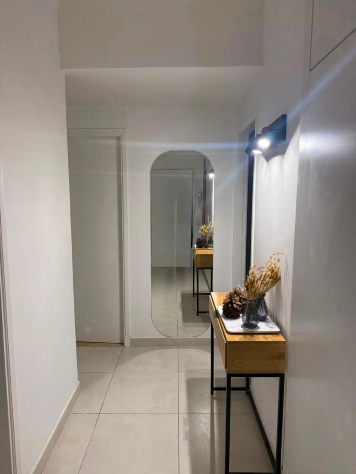 Venta departamento 2 ambientes con dependencia en Plaza Colon 