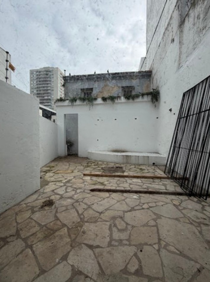 Venta local comercial en el centro