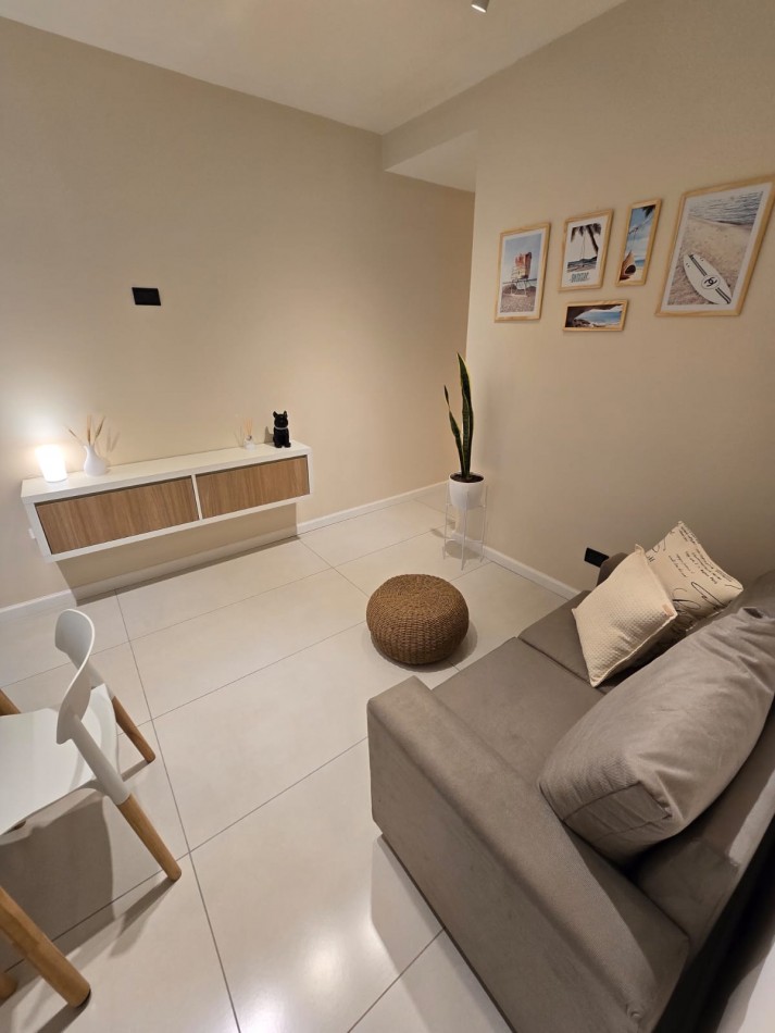 Venta departamento 2 ambientes con dependencia en el centro