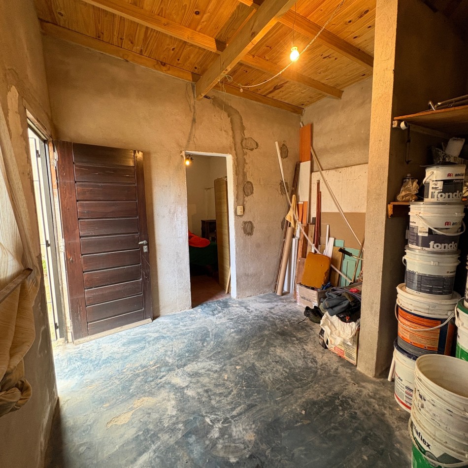 Venta de casa en ph 2 ambientes en barrio Malvinas Argentinas