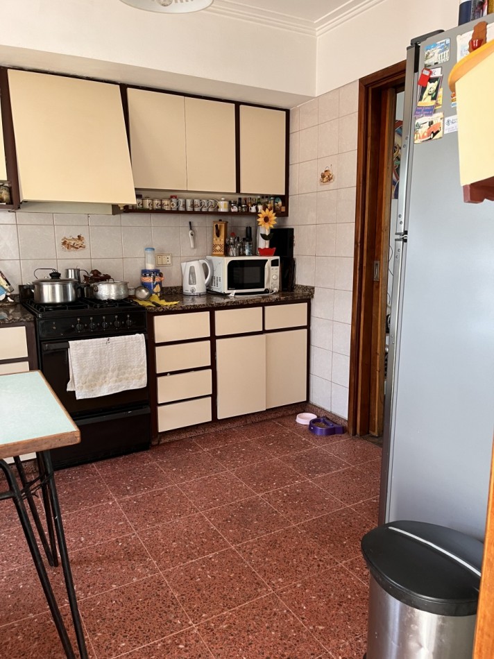 Venta de Galpon  con local y vivienda en Mar del plata