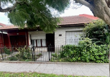 Venta de Casa 4 ambientes con garage en Barrio El Progreso