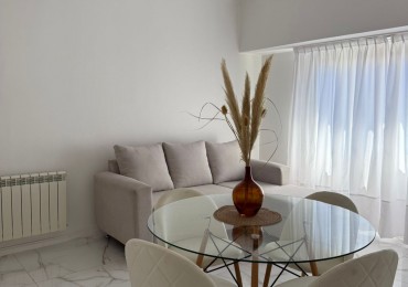 Venta departamento 3 ambientes mas escritorio en el centro