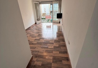Venta departamento monoambiente a la calle zona aldrey