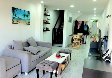 Duplex 3 ambientes en Venta - Zona Villa Primera